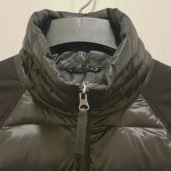 Calvin Klein Performance Black Lightweight Jacket Size Medium - Picture 7 of 9